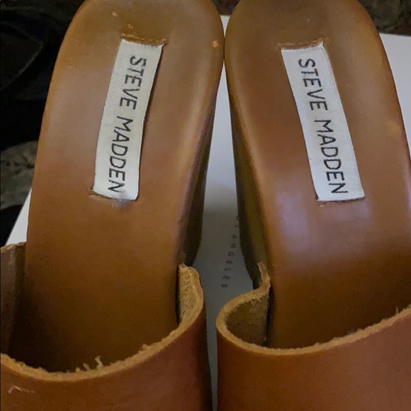 Steve Madden brown wedges - Picture 2 of 2